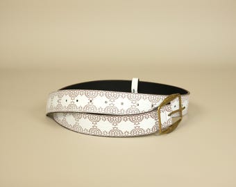 Retro Embossed Leather Belt, Wide Waist Belt with Vintage Brass Buckle, Brown and White