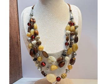 Collar multihilo en tonos tierra "Sundance" de Premier Designs (modelo descatalogado)