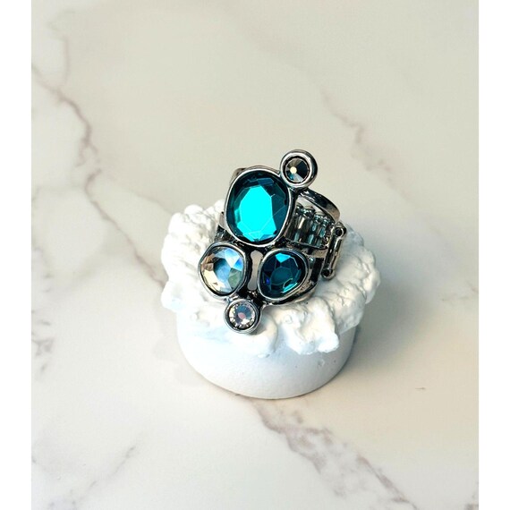 Green Rhinestone Cocktail Ring - Silvertone Adjus… - image 2