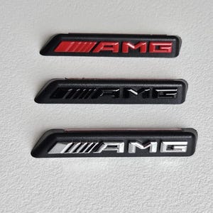 Logo AMG pour calandre diamant calandre standard 90 mm argent noir et rouge