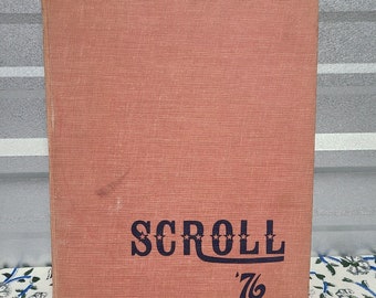 1976 "Scroll"- University of Central Arkansas Annual Yearbook - Conway, Arkansas