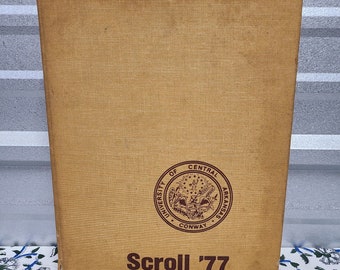 1977 "Scroll"- University of Central Arkansas Annual Yearbook - Conway, Arkansas