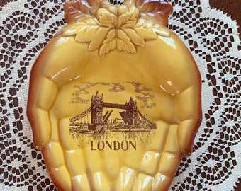 Vintage Mustard and Brown London Souvenir Hand Dish - Sampson Souvenirs - Made in Japan