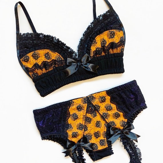 Black Lace Halloween Kitty Bra With Metallic Purple Accents Pick Your Size  