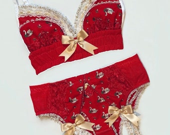 Red Lace & Vintage Holiday Swan Print Bra - Pick Your Size
