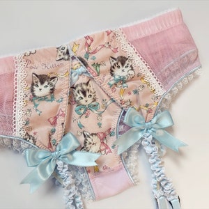 Pastel Pink Valentine Kitten Garter Belt Pick Your Size zdjęcie 2