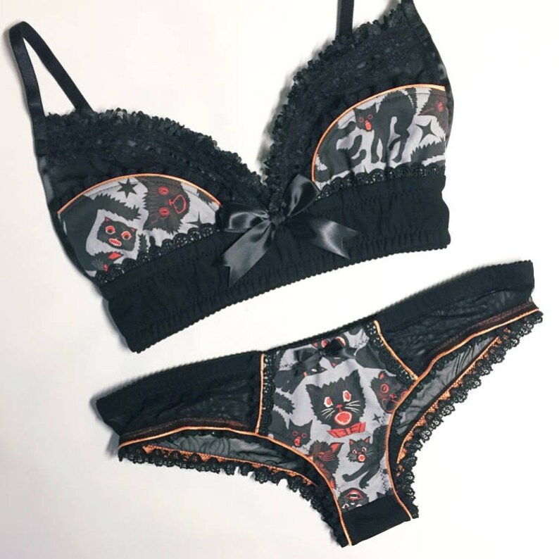 Black Cat Halloween Print Garter Belt Pick Your Size image 3