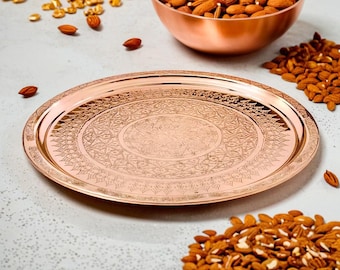 Bandeja de cobre martelado feita à mão – peça elegante para servir e decorar