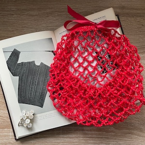 Red with silver sparkles snood/hairnet crocheted to an original 1940s pattern - 3 sizes available