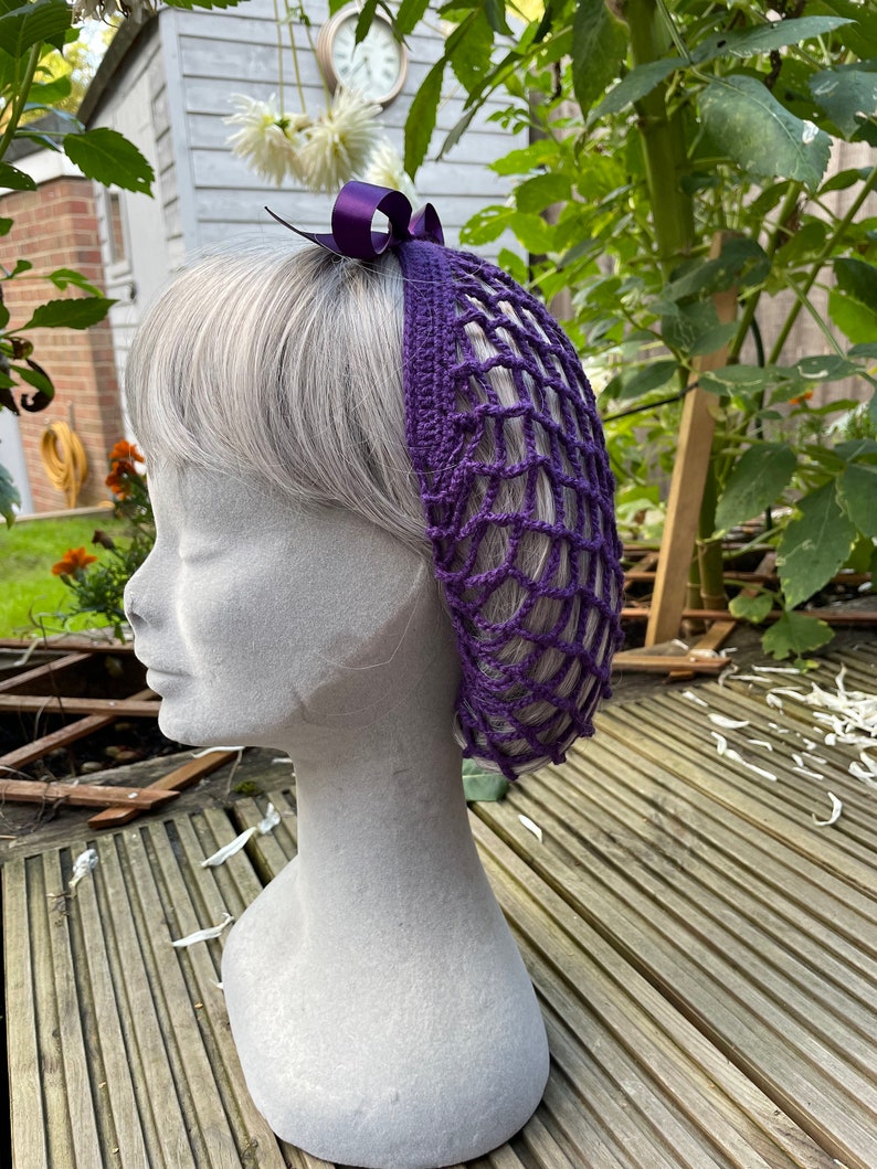 Purple 1940s style retro ribbon snood hairnet image 5