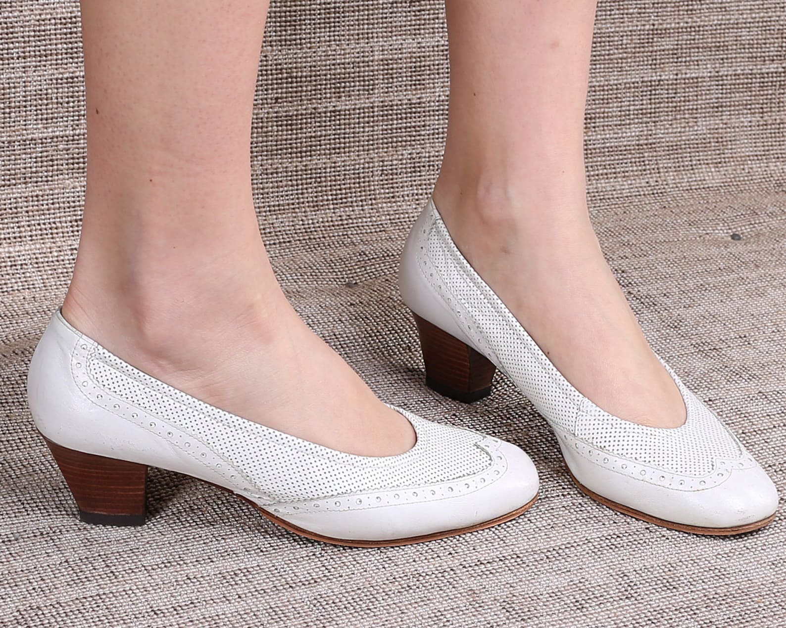 us size 7.5 white leather flats 80s oxford pumps white ballet slip ons stacked heel vintage shoes 1980s germany made. eur 38 uk