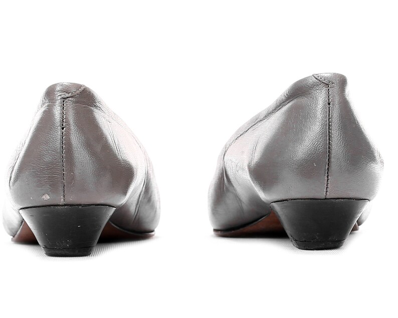 EUR 37 UK 4 US 6.5 Vintage Ballet Flats 80s Leather Shoes Mod Slip Ons Low Heel Gray Shoes Minimalist Ballerinas Girlfriend Shoes