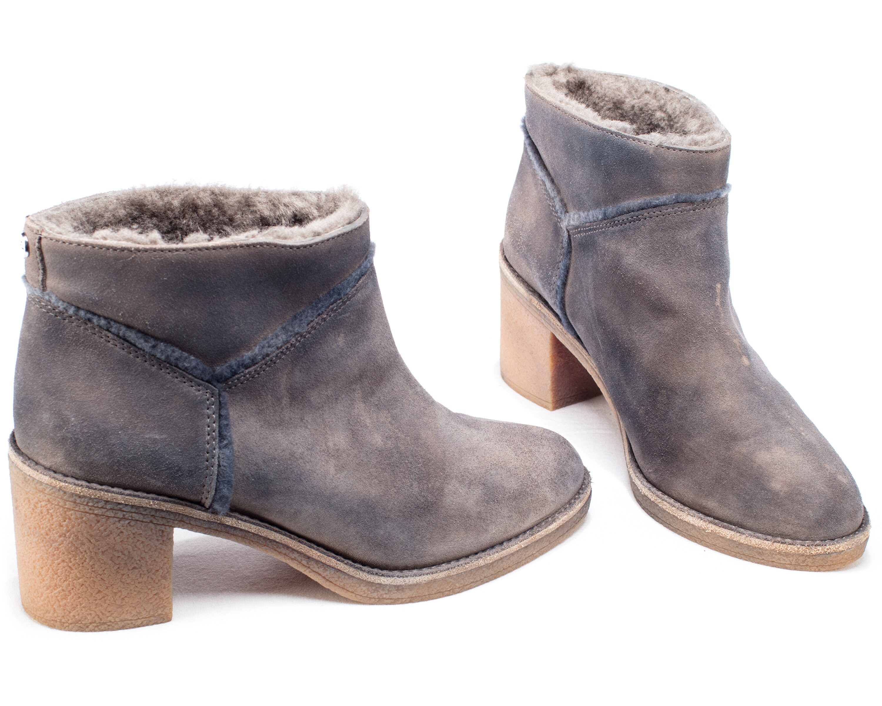 ugg atwood block heel bootie