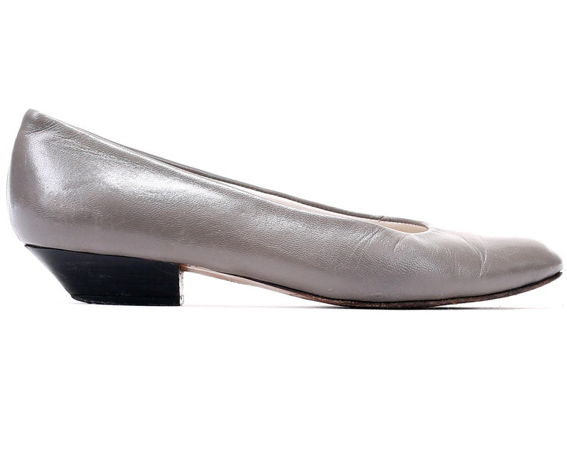 EUR 37 UK 4 US 6.5 Vintage Ballet Flats 80s Leather Shoes Mod Slip Ons Low Heel Gray Shoes Minimalist Ballerinas Girlfriend Shoes