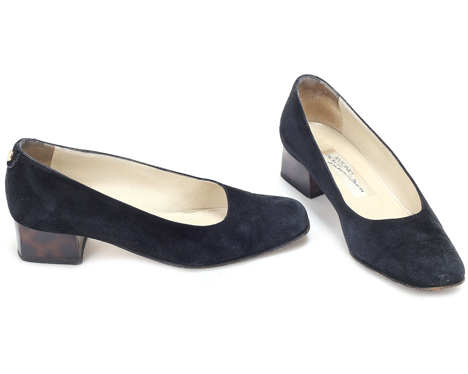 black suede pumps low heel