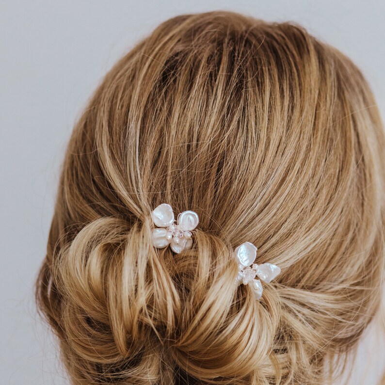 Pearl Flower Hair Pin, Freshwater Pearl Hair Pin, Pearl Bridal Hair Pin, Pearl Wedding Accessories, Bridal Hair Pin Silver, Floral Hair Pin image 3