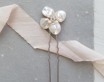 Pearl Flower Hair Pin, Freshwater Pearl Hair Pin, Pearl Bridal Hair Pin, Pearl Wedding Accessories, Bridal Hair Pin Silver, Floral Hair Pin