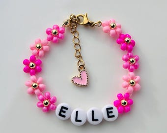 Girls Daisy Bracelet, Personalized Kids Name Bracelet, Flower Girl Bracelet, Daughter Birthday Gift, Niece Gift, Heart Charm Beaded Jewelry