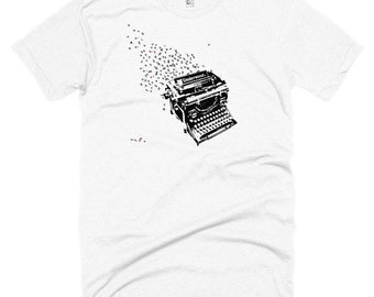 UNISEX T-shirt for writers, readers and book lovers alike.  Vintage Underwood Typewriter T-shirt Men or Women