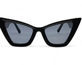 Cateye black fashionable glasses