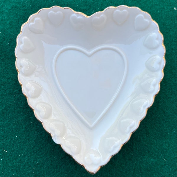 Lenox Ivory Heart Porcelain candy / trinkit dish