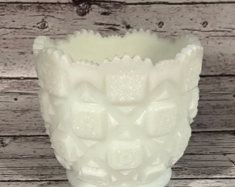 Westmoreland, Milk Glass, Rounded Jagged Rim w/ Old Quilt design