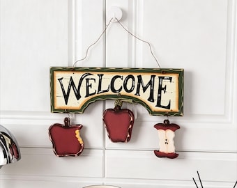 Vintage Wooden Welcome Sign Hand-Painted Apple Wall Decor Farmhouse Door Hanging