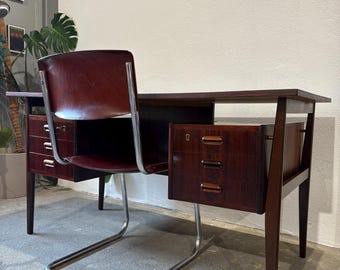 Scrivania scandinava della metà del secolo in palissandro progettata da Gunnar Nielsen Tibergaard Danimarca vintage anni '60
