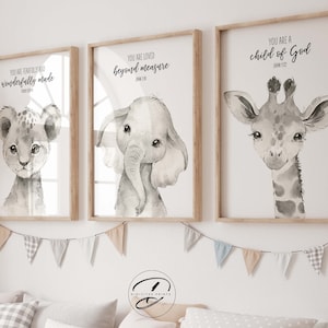 Arte de parede com versículos bíblicos para berçário, decoração cristã para berçário, arte com escrituras para berçário, berçário neutro, gravuras de safári para berçário, arte para berçário para imprimir