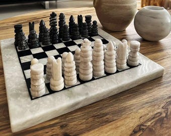 Handmade Marble Chess Board Set, Classic Display