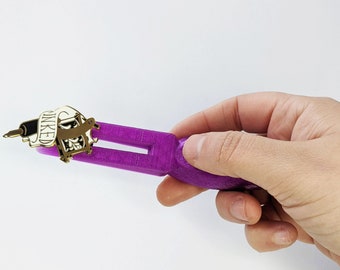 Herramienta manual para extraer pasadores de embrague de goma, con impresión 3D de PLA, para insignias de esmalte, ayuda técnica de asistencia y destreza.
