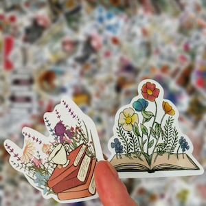 Pacchetto adesivi per libri di lettura - Pacchetto adesivi impermeabili - Adesivi fustellati casuali per Book Nook - Regalo per amanti dei libri Kindle, laptop, borraccia