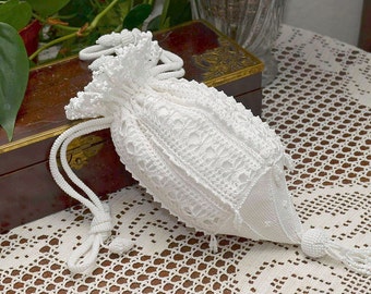 Rendezvous Victorian Drawstring Purse Crochet Pattern