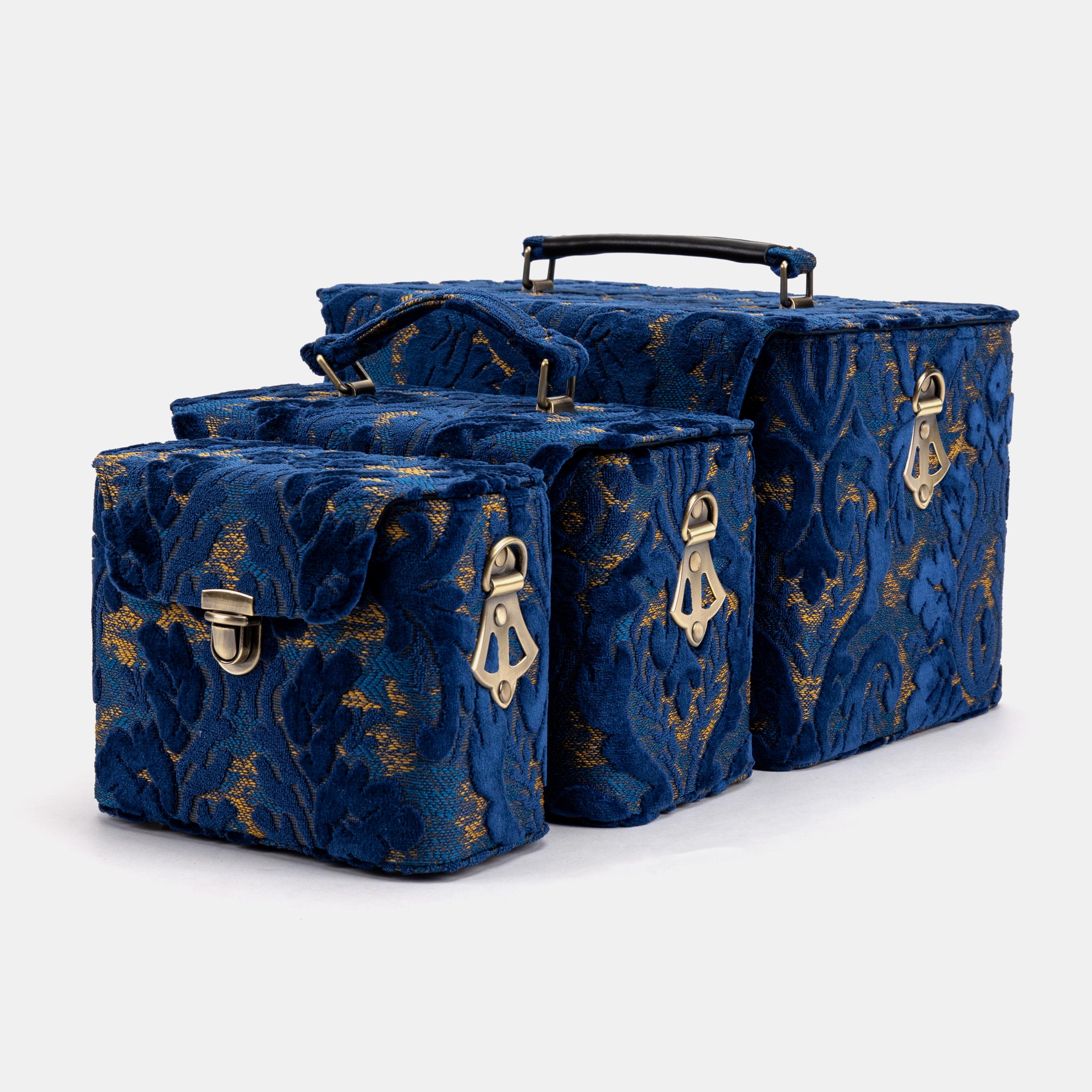 Handcrafted Carpet Train Case-victorian Beauty Case-vintage Vanity