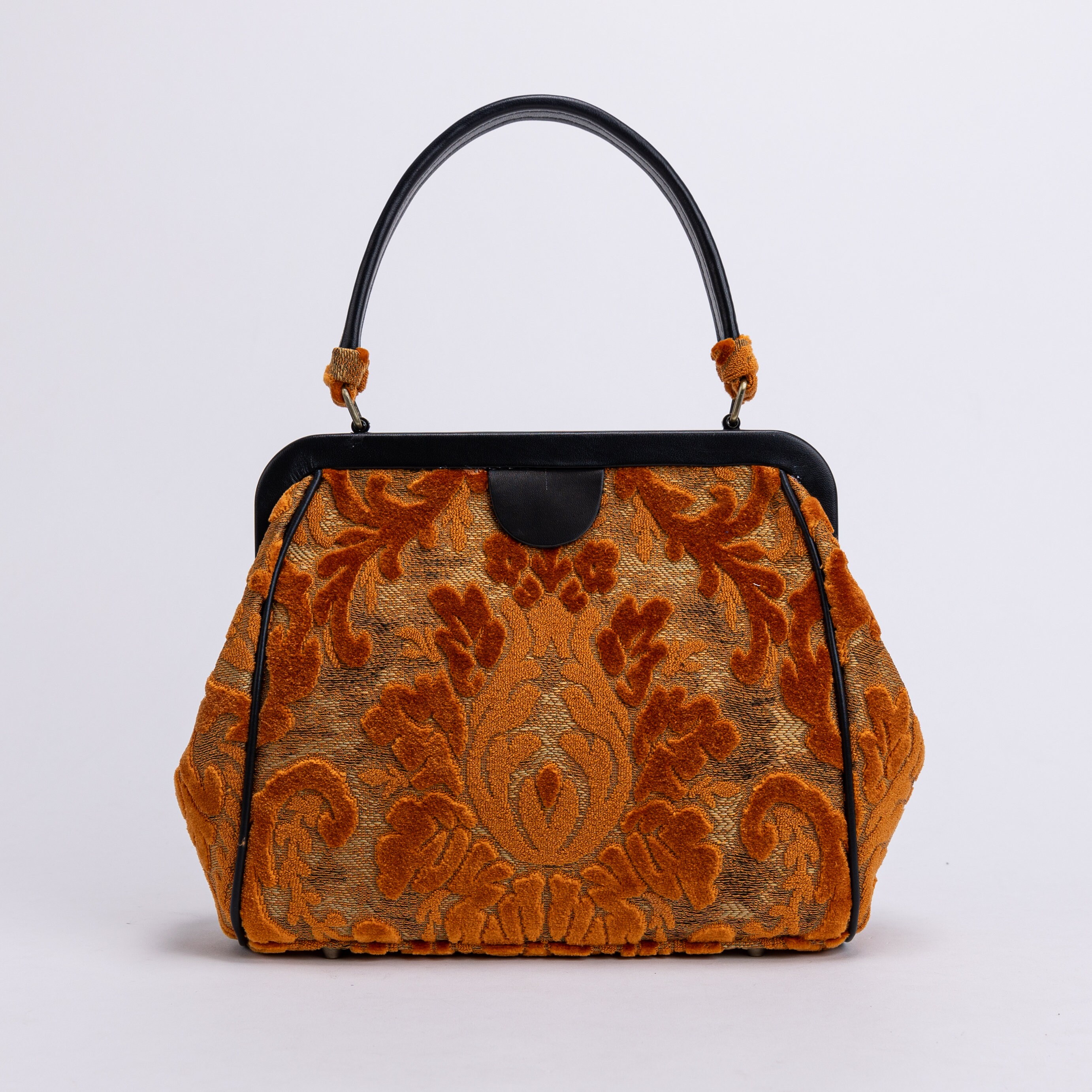 Sac Bandoulière Fait Main Style Tapis - Brodé 'La Roue De L'Éternité', Taille Moyenne
