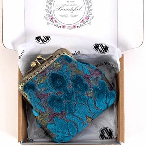 Monedero de alfombra cosido a mano - Monedero vintage con doble cierre de beso - Bolso tipo sobre con cierre de bola - Regalo para ella - Listo para regalar - BurnoutVelvet Aqua Blue