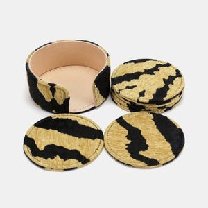 Posavasos redondos de tela para alfombra – Posavasos cosidos a mano – Juego de 6 piezas con soporte – Rayas de tigre