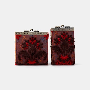11 & 17 Kartenfächer Brieftasche-Handgenähter Teppich Geldbeutel-Vintage Kiss Lock ID Beutel-Verschluss Kartenhalter-Geschenk für Sie-Bereit zum Geschenk-Revival Scarlet