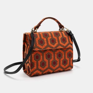 Bolso de mano artesanal, bolso con asa superior, cartera con solapa frontal y bandolera, "El Resplandor", Hotel Overlook