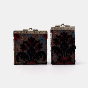 Cartera con 11 y 17 ranuras para tarjetas - Cartera de alfombra cosida a mano - Estuche para identificación con cierre de beso vintage - Tarjetero con cierre - Regalo para ella - Listo para regalar - Revival Sephia