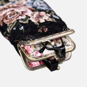 Handsewn Carpet Eyeglasses Case-Vintage Double Kiss Lock Sunglasses Bag-Vintage Sunglasses Pouch-Travel Sunglasses Bag-Floral Black