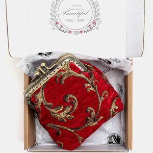 Monedero de alfombra cosido a mano - Monedero vintage con doble cierre de beso - Bolso tipo sobre con cierre de bola - Regalo para ella - Listo para regalar - Pergamino vintage rojo