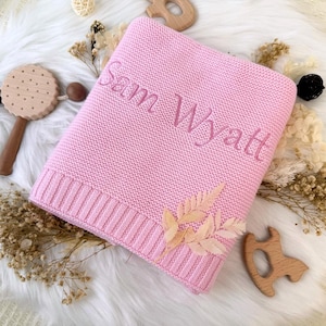 Manta de bebé de punto de algodón orgánico personalizada - Recuerdo con nombre bordado