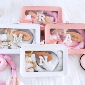 Personalisierte Brautjungfer Geschenke, Junggesellinnenabschied Geschenktasche, Care Paket mit Make-up Tasche, Teen Girl Slumber Party Favor, Muttertagsgeschenk