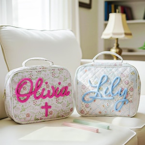 Custom Name Bible Carrying Case - Large Size, Quilted Fabric, Perfect Gift for Christian Women & Girls