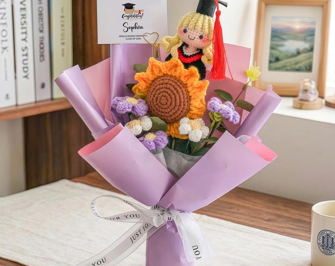 Personalized Crochet Graduation Bouquet : Class of 2026 Keepsake,  Custom Grad Doll, High School College Graduation Gift