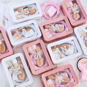 Personalisiertes Pflegepaket mit Make-up-Tasche, Brautjungfer Geschenke, Junggesellinnenabschied Geschenktasche,Teen Girl Slumber Party Favor, Muttertagsgeschenk