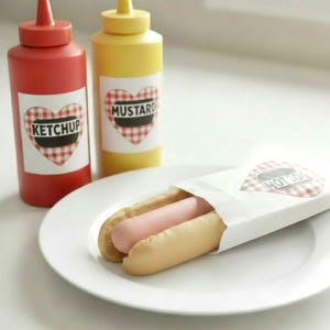 Hot Dog Soap Set: Novelty Gag Gift in Retro Bag