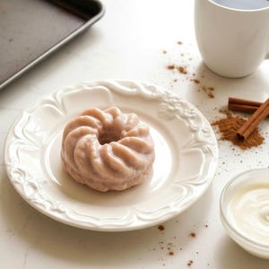 Donut Cruller Soap Cinnamon - Donut Soap, Doughnut Soap, Fake Food Soap, Cute Soap, Fun Soap, Soap Gift, Dessert Soap, Prank Soap, Gag Gift