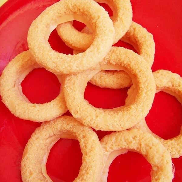 Onion Ring Soap Set - Food Soap, Prank Soap, Food Soap, Gag Gift, Kids Soap, Fake Food Soap, Onion, Fair Food, Funny Soap, Carnival Soap